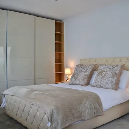 Stylish Three Bed House - Clifton Village, * بريستول